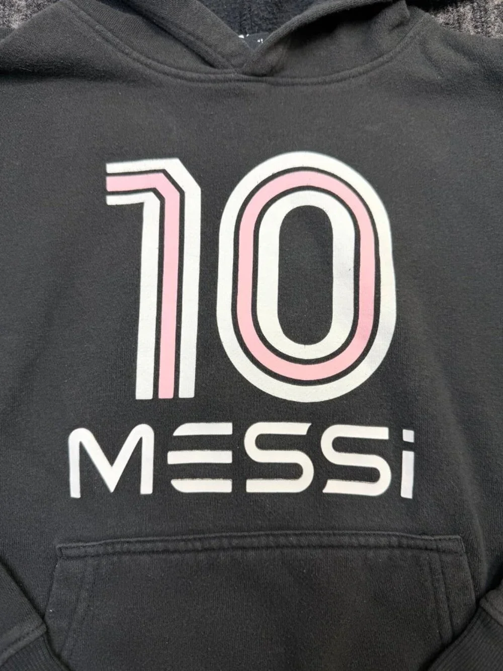 Lionel Messi Collection No. 10 Black Pullover Hoodie Youth Large